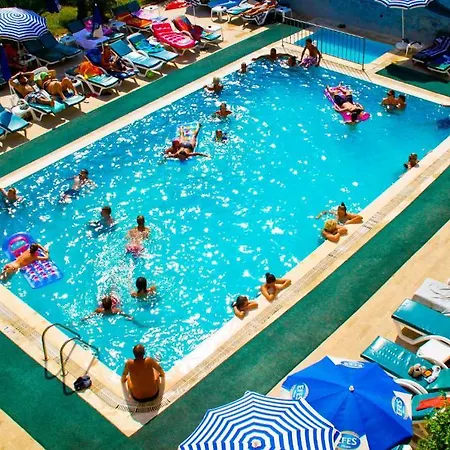 Grand Horizon Hotel Tosmur